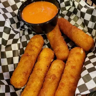 Mozzarella sticks