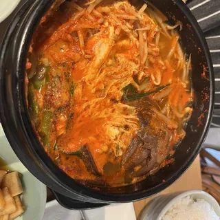 Yukgaejang (Beef and Vegtable Soup)