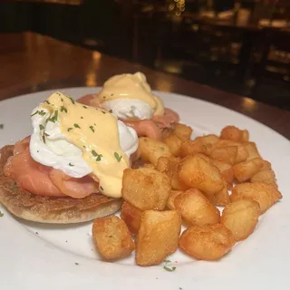 Smoked Salmon Benedict