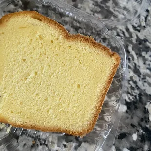 "Rum cake" but where is the rum!