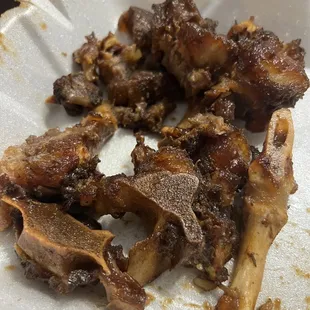 Oxtails ... no meat ... only fat and bones!