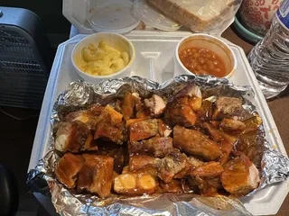 Pittt Barbeque & Grill