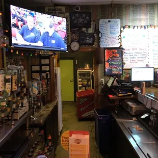 Small bar, good service