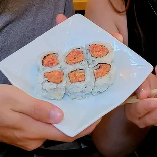 Spicy tuna roll