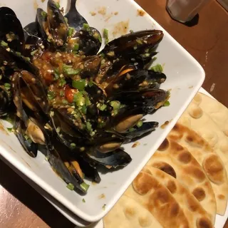 Fresh Mussels