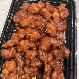 General Tso chicken no broccoli, good