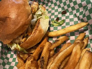 Jr Mac's