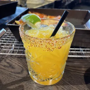 Spicy mango margarita