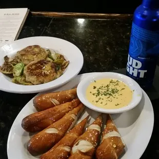 Crab cakes and pretzels