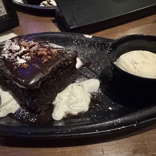 dessert, food