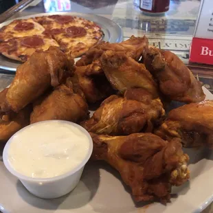 Wings with blue.cheese