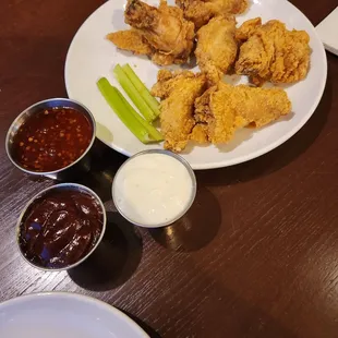 Lightly breaded chicken wings