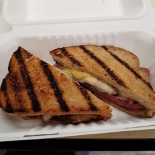 Hot Pastrami Sandwich