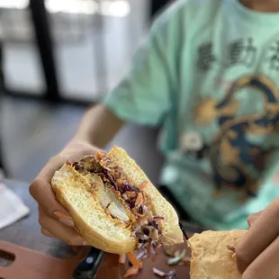 Hot Chicken sammy