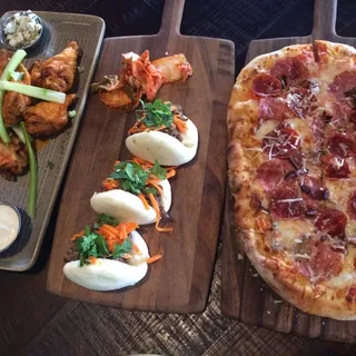 Tavern Combo Pizza
