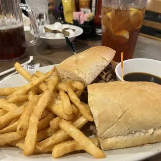 Prime Rib Dip*