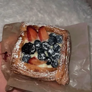 Fresh Berry Danish