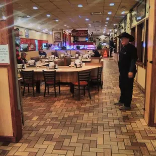 Tables, booths and truckers counter