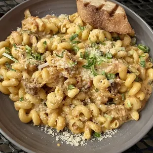 The adult mac and cheese is a MUST order! The BBQ cheese sauce is super creamy and flavorful but not overbearing. Yum!!