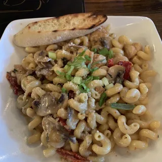 Chicken Cavatappi