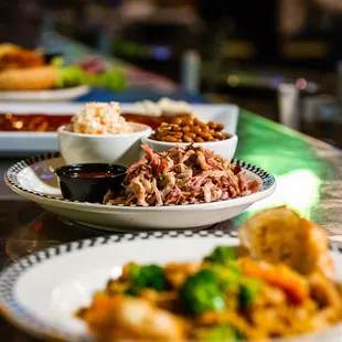 Iron Thunder Saloon &amp; Grill - Monroe