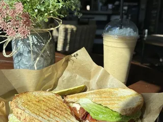 Ten Arrows Coffee & Bistro