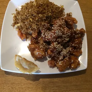 Sesame Chicken Lunch Special