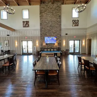 Lodge seating