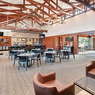 Ironwoods Bar & Grill