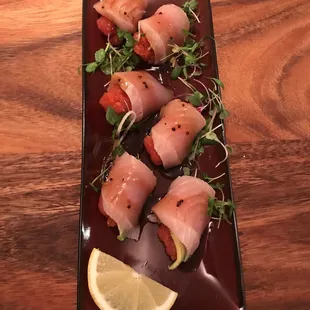 Salmon Special Roll