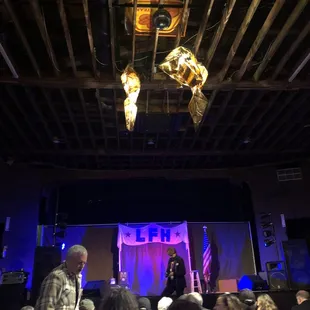 See the ceiling studs