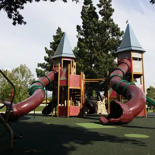 Play structure for kids 5-12yo