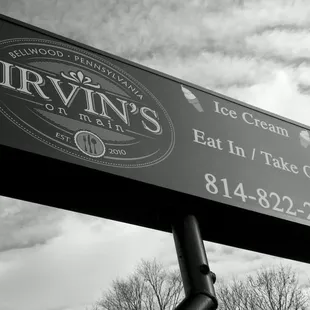 a sign for irvin&apos;s
