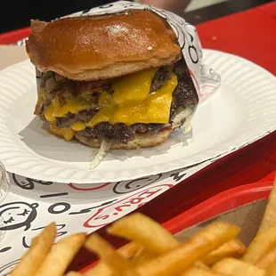 Double Cheeseburger