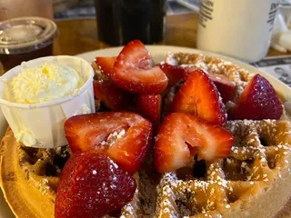 Rise and Dine Cafe