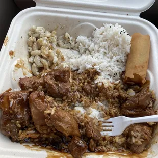 Huli Chicken, spring roll, rice.