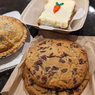 Carrot cake and chocolate chip cookie