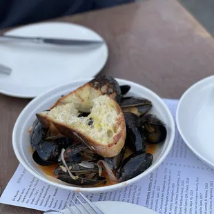 Steamed Prince Edward Island Mussels