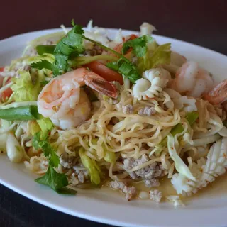 Yum Mama Salad