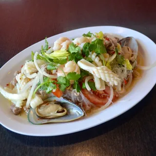 Yum Woon Sen Salad