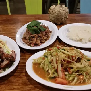Nahm Dtok Moo