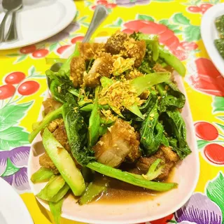 Chinese broccoli with crispy pork