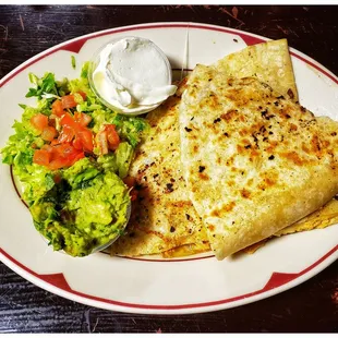 Mexican grilled cheese with chicken, yummy