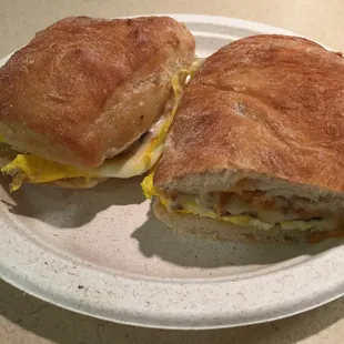 The breakfast sandwich. Egg, sausage, bacon on ciabatta. The secret sauce is tasty!