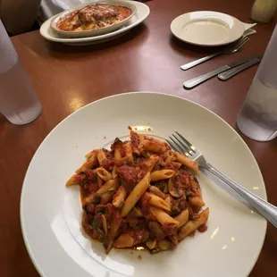 Penne with Mushroom Marinara &amp; lasagna