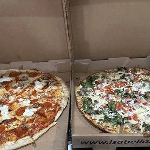 Pepperoni, mushroom and ricotta XL , and a large spinach pizza.