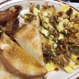Bacon, hobo potatoes ,scrambled eggs &amp; toast