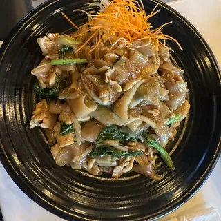 Stir-fried Pad Kee Mao