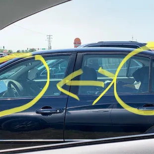 This car war running next to me with a note on window not to break it and save the dog: AC is running !!!!