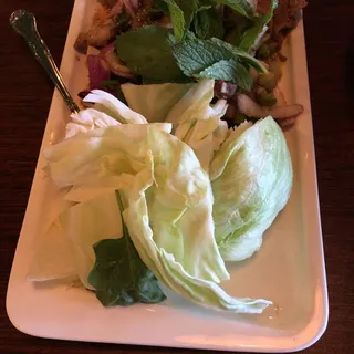 Spicy Grilled Pork Salad-Isarn Style / หมูน้ำตก